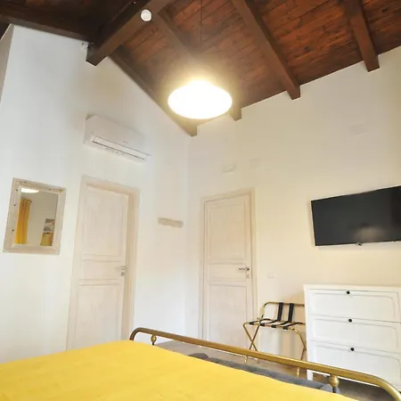 La Casa Di Nenna Bed & Breakfast Trentinara