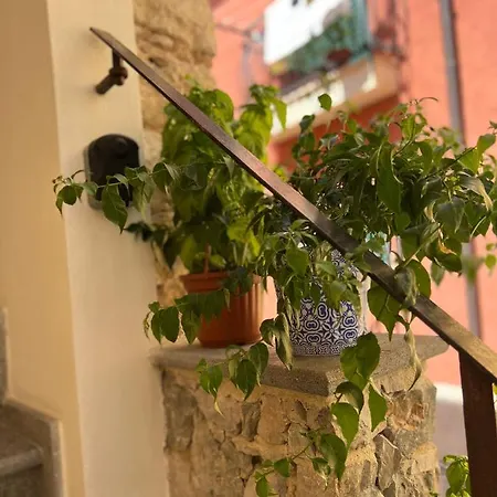 La Casa Di Nenna Oda ve Kahvaltı Trentinara